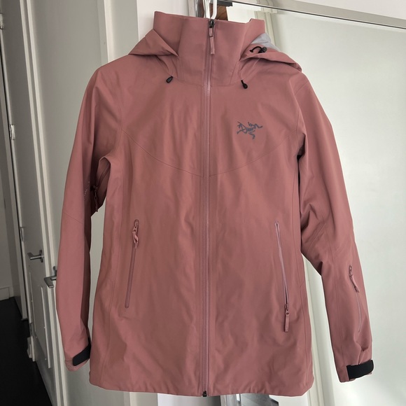 NEW Arc’teryx Ravenna LT - size XS - Picture 2 of 4